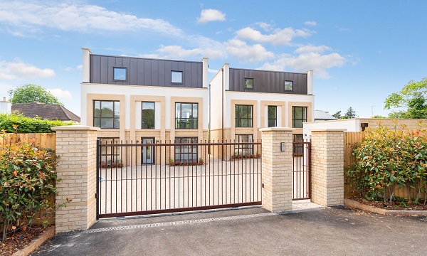 Charles-Lear_Houses_Daneway-House-Evesham-Road