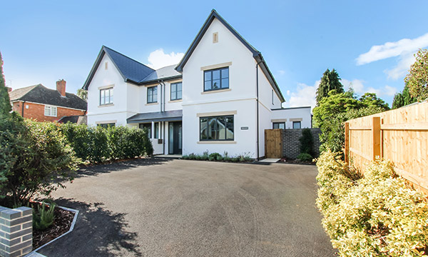 Charles-Lear_Houses_Greatfield-Drive-3